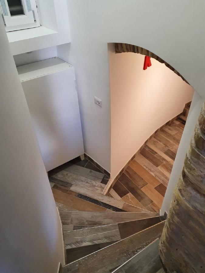 Apartment La Di Camilla In Trastevere Rome