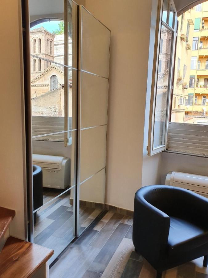 Apartment La Di Camilla In Trastevere Rome